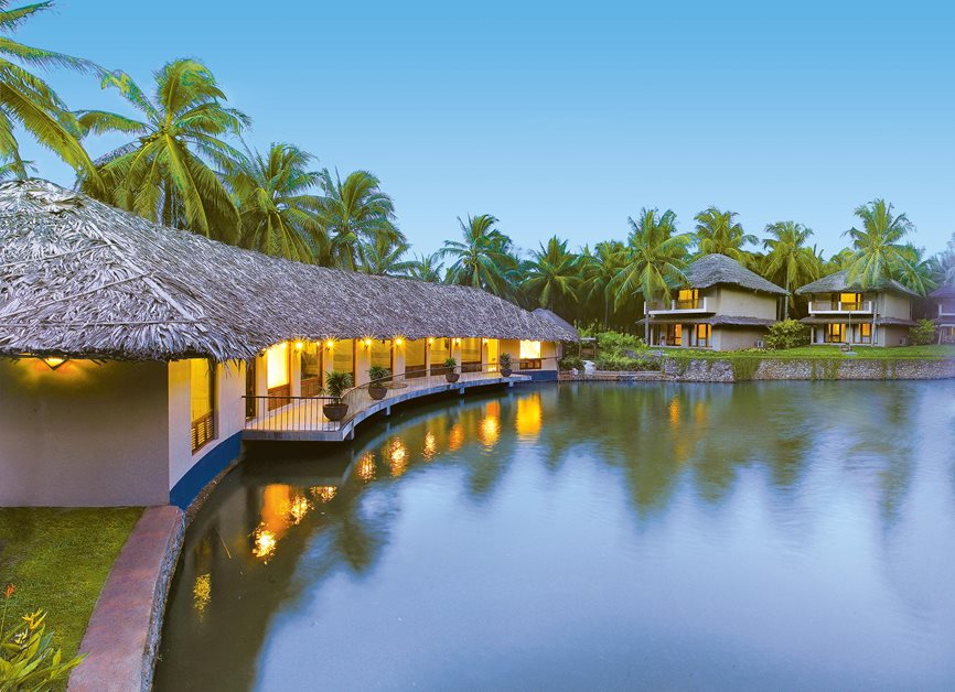 Hôtel piscine Coco Lagoon Mountain Resort