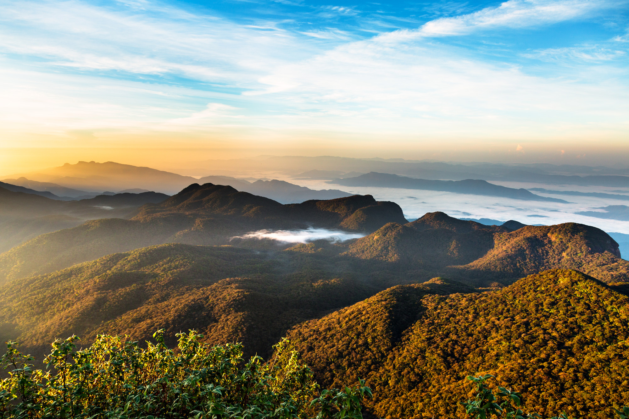 Sunrise over Adam's peak, Sri Lanka. 7 Reasons Why Holidaying in Sri Lanka Saves You Money - SpaDreams