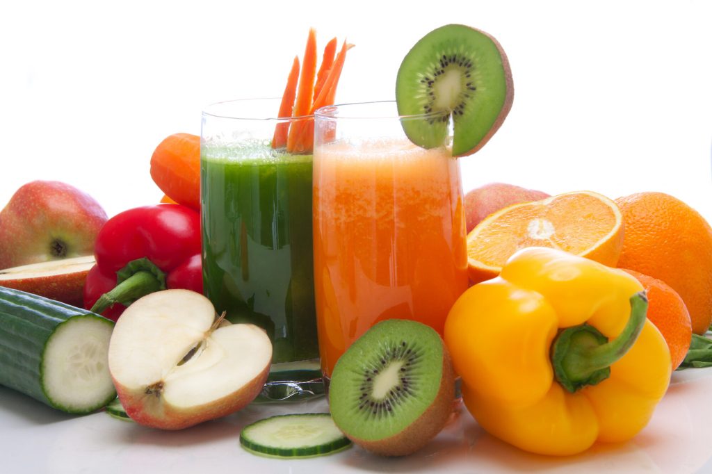 Fruits, vegetables and freshly pressed juices for intestinal health